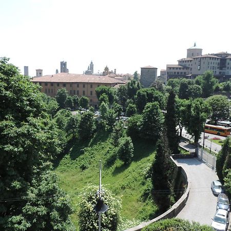 Apartamento Casa Maria Bérgamo Habitación foto
